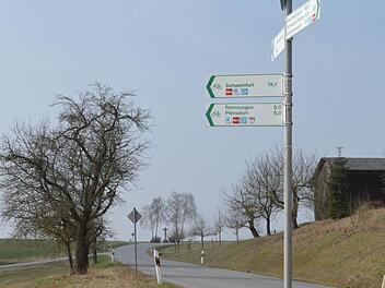 Der Ausbau der Gemeindeverbindungsstraße zwischen Rottershausen und Rannungen zur Kreisstraße ist wieder im Gespräch. Foto: Archiv/ Isolde Krapf