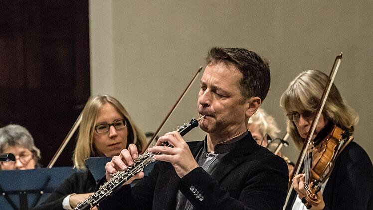 Impressionen vom Weihnachtskonzert mit dem Collegium Musicum Coburg in der Morizkirche.Foto: Jochen Berger