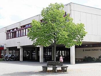 Wegen zu geringer Schülerzahlen wird es ab kommendem Schuljahr an der Johann-Puppert-Mittelschule keine siebte und achte Jahrgangsstufe geben.  Foto: Gerda Völk