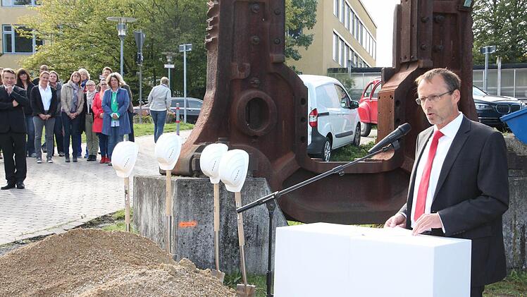 Hochschulpräsident Michael Pötzl.