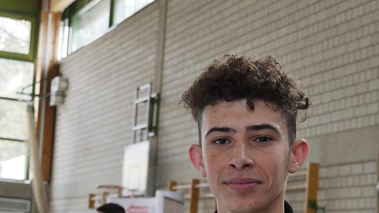 Kamen (18 Jahre)Manja von Nida