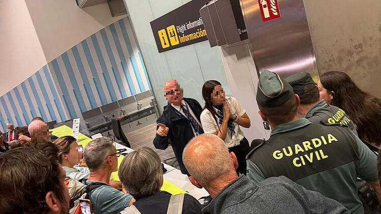 Flug-Chaos auf Teneriffa: Fränkisches Paar wartet drei Tage auf Rückflug