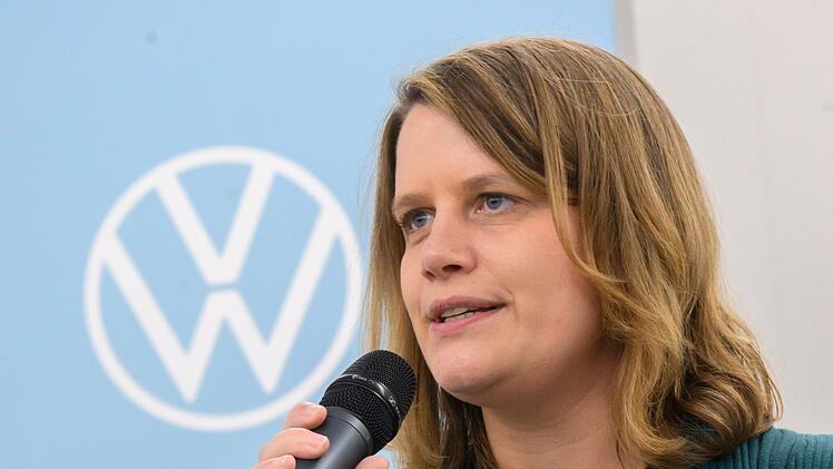 Julia Willie Hamburg bei VW Nutzfahrzeuge