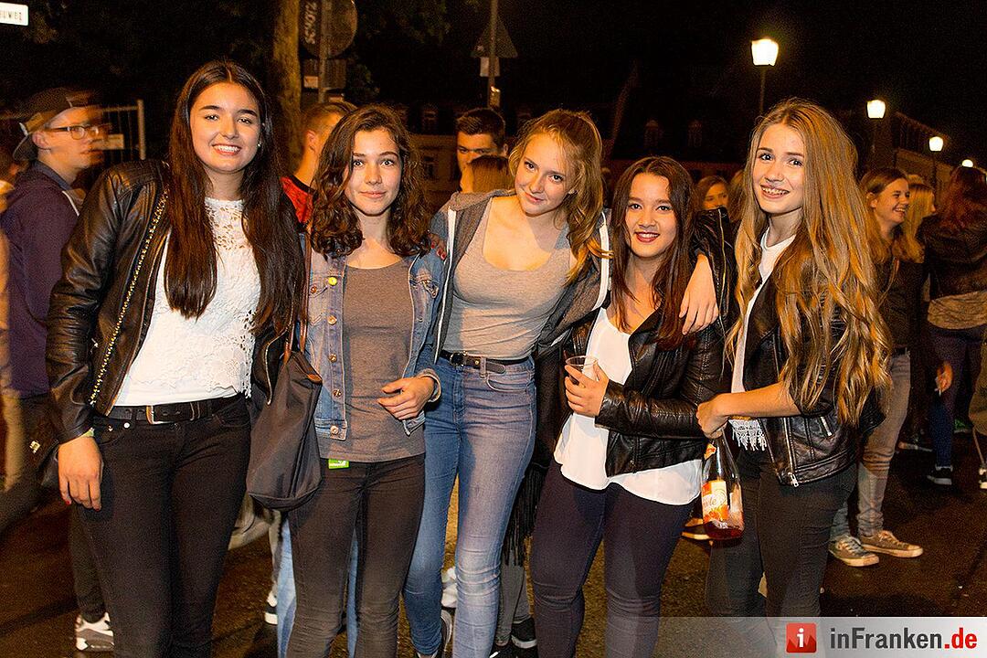 Sandkerwa: Partyfotos