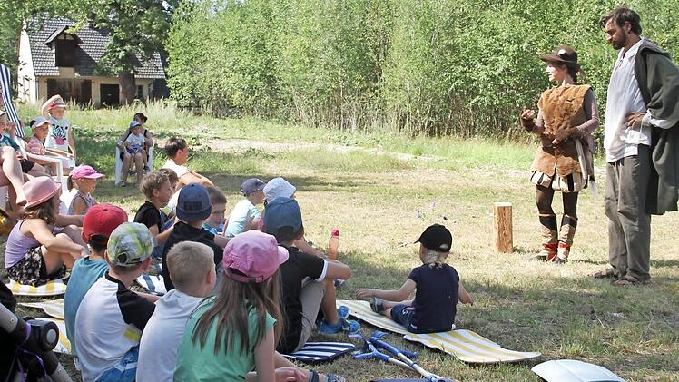 Zum ersten Mal spielte der Fränkische Theatersommer in Kutzenberg.  Foto: Gerda Völk