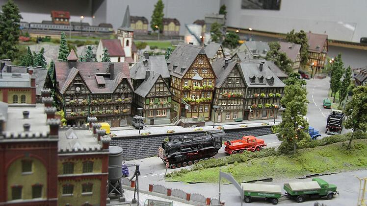 Die Phantasieanlage ist ein Prachtstück, auf dem es viel zu entdecken gibt