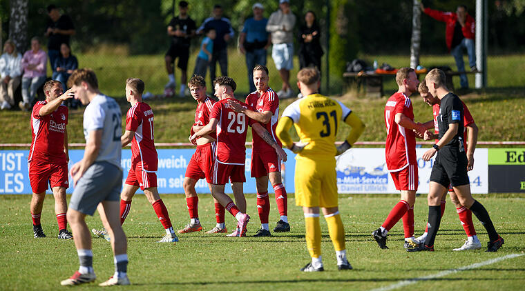 Starker Aufsteiger in Dampfach zu Gast