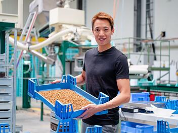 Industrielle Insektenzucht - Alpha-Protein GmbH