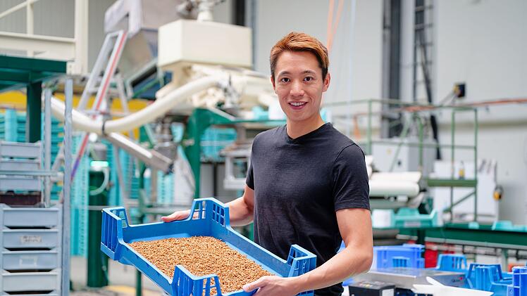 Industrielle Insektenzucht - Alpha-Protein GmbH