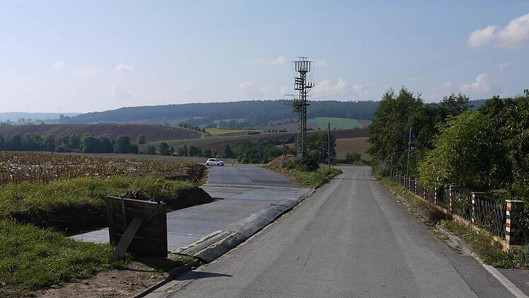 Der provisorische Abzweig bei Büdenhof. Foto: Berthold Köhler