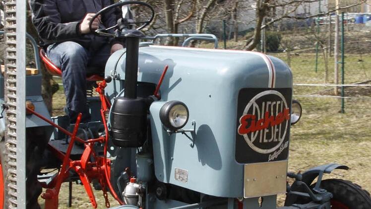 Dieser funktionsfähige und TÜV-geprüfte Eicher-Traktor kann am 1. September gewonnen werden. Foto: Löwisch