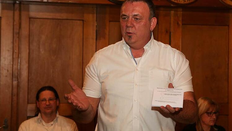 Aufstellungsversammlung für Klaus Backer durch die Initiative "Freier Oberbürgermeister Forchheim". Foto: Barbara Herbst