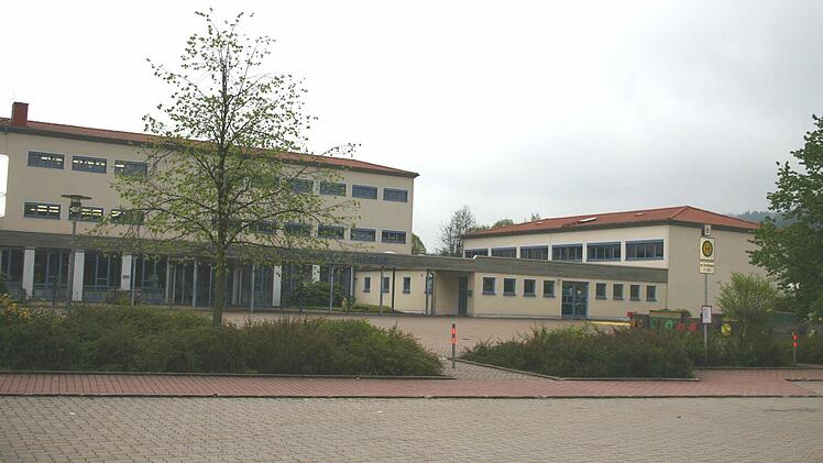 Die Wirtschaftsschule soll an die Pressiger Schule angebunden werden.