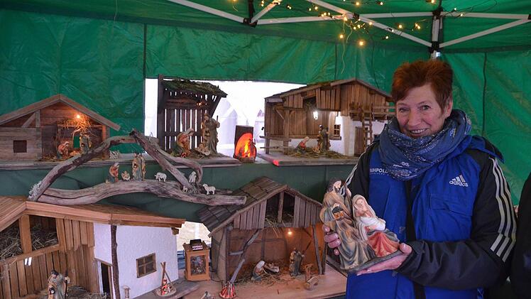 Impressionen vom Weihnachtsmarkt der Lebenshilfewerkstatt Nüdlingen. Foto: Peter Rauch