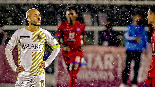 Stephan Schr&ouml;ck als Mannschaftskapit&auml;n bei United City. Stephan Schr&ouml;ck