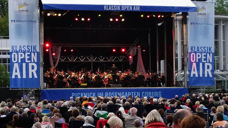 Seine 10. Auflage erlebt das Klassik-Open-Air-Konzert im Coburger Rosengarten an diesem Samstag. Foto: Archiv/Jochen Berger