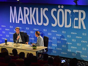 Bayerns Ministerpräsident Markus Söder stand im Mittelpunkt eines Kinoabends der besonderen Art.  Fotos: Ronald Rinklef