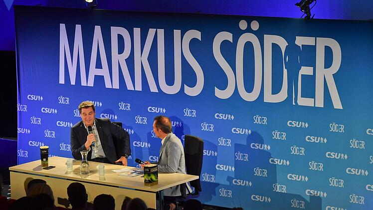 Bayerns Ministerpräsident Markus Söder stand im Mittelpunkt eines Kinoabends der besonderen Art.  Fotos: Ronald Rinklef