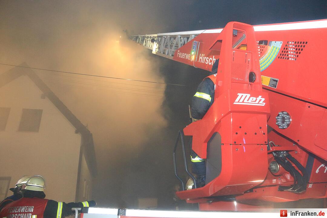 Großeinsatz: Scheunenbrand in Seigendorf