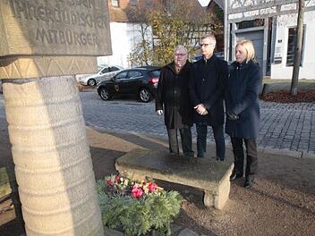 Franz Streit, Uwe Kirschstein und Katja Browarzik (v.l.) Foto: Josef Hofbauer