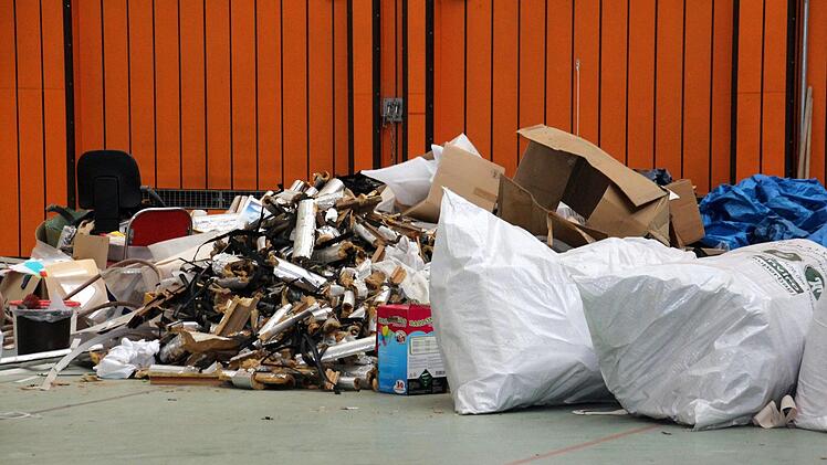 Impressionen vom Abriss der Coburger Angerhalle: Mitte Oktober 2018Foto: Ulrike Nauer
