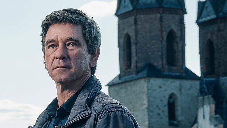 Zum letzten Mal ermittelt Peter Schneider als "Polizeiruf 110"-Kommissar Michael Lehmann gemeinsam mit Peter Kurth in Halle.
