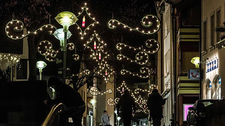 Adventsbeleuchtung Coburg: MauerFoto: Jochen Berger