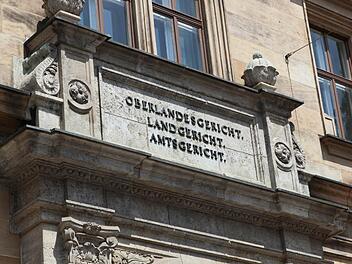 Ein 27-Jähriger bestritt vor dem Landgericht Bamberg, sich sexuell an einer Frau vergangen zu haben. Doch die Zweite Strafkammer hielt seine Aussagen für unglaubwürdig.  Foto: Barbara Herbst