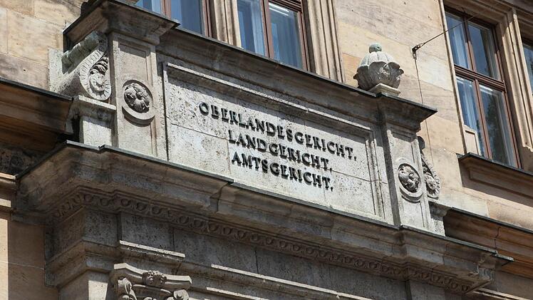 Ein 27-Jähriger bestritt vor dem Landgericht Bamberg, sich sexuell an einer Frau vergangen zu haben. Doch die Zweite Strafkammer hielt seine Aussagen für unglaubwürdig.  Foto: Barbara Herbst