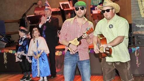 Bauernball im Hühnerstall, hieß es am Samstagabend beim Fasching der Ebensfelder Karnevalsgesellschaft.
