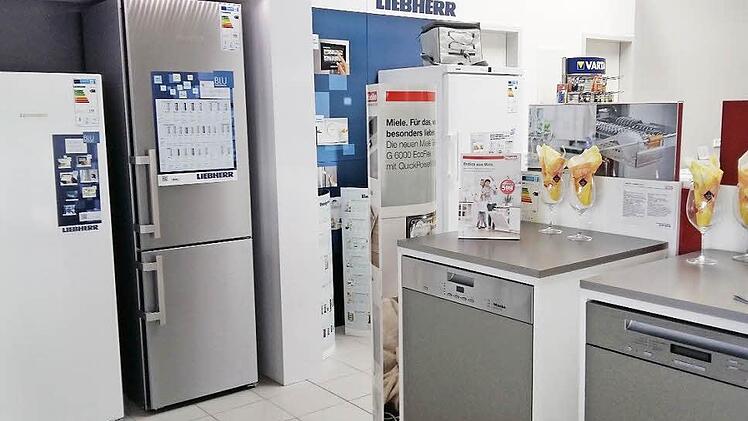 Vom Kühlschrank über die Waschmaschine bis zum Kaffeevollautomat: In Wiesentheid finden die Kunden ein umfassendes Angebot.  Foto: Haßfurter