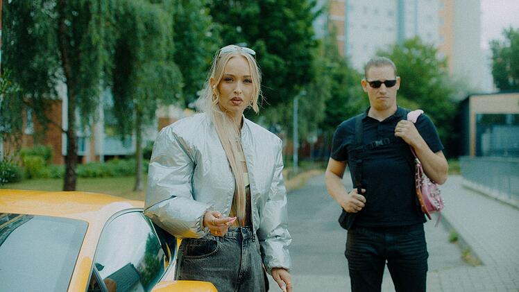 Die Tragikomödie "Mels Block" (Montag, 18. August, 0.20 Uhr) wird vom ZDF als "wütender Film" angekündigt. Was genau damit gemeint ist, und warum vor allem Frauen heutzutage wüten und laut sein dürfen, erklärt Hauptdarstellern Caro Cult im interview.