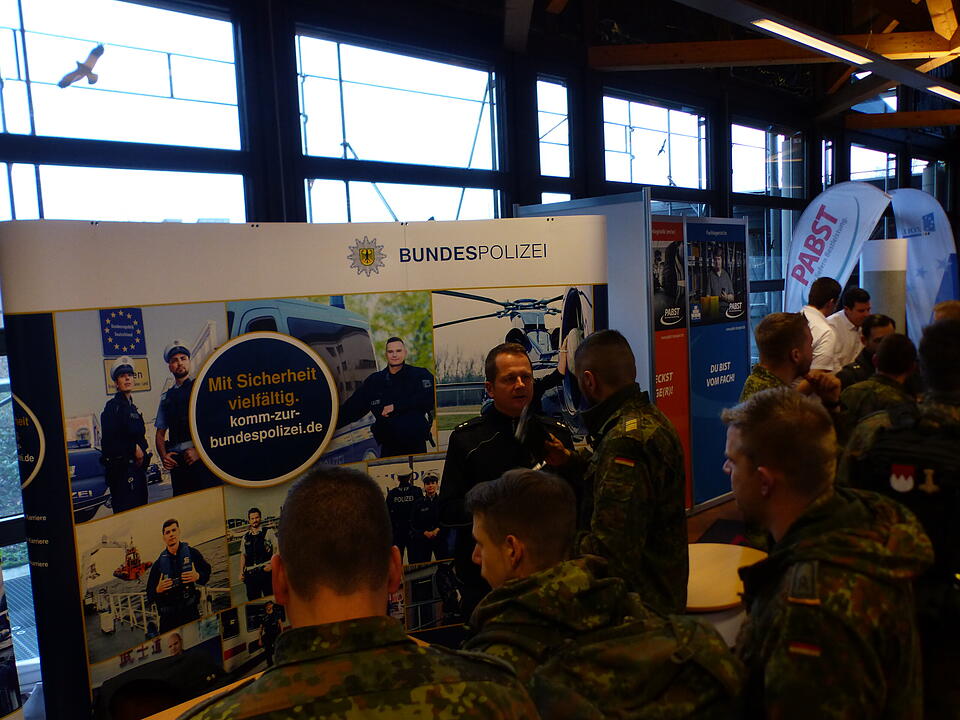 Jobmesse der Bundeswehr
