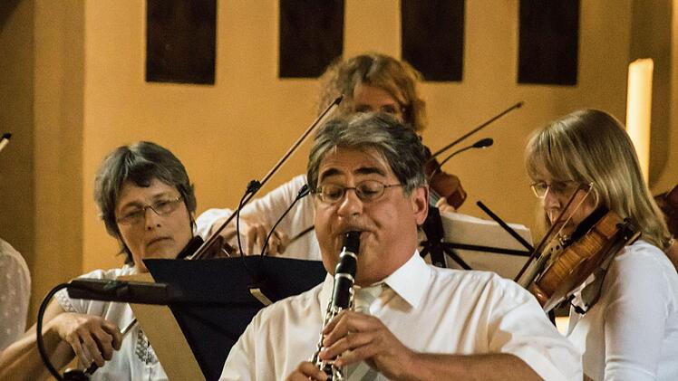 Zahlreiche Zuhörer lockte die Serenade mit dem Collegium musicum Coburg in die Schlosskirche Ahorn. Foto: Jochen Berger