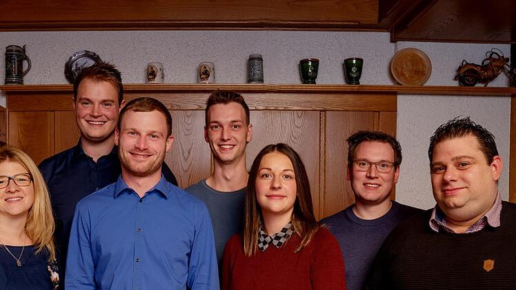 Die Top-8-Kandidaten der JB  mit B&uuml;rgermeisterkandidat Martin Albert (blaues Hemd) Foto: privat