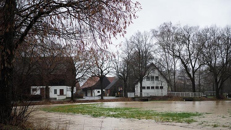 Hochwasser bei UnterwasungenFoto: Cindy Dötschel