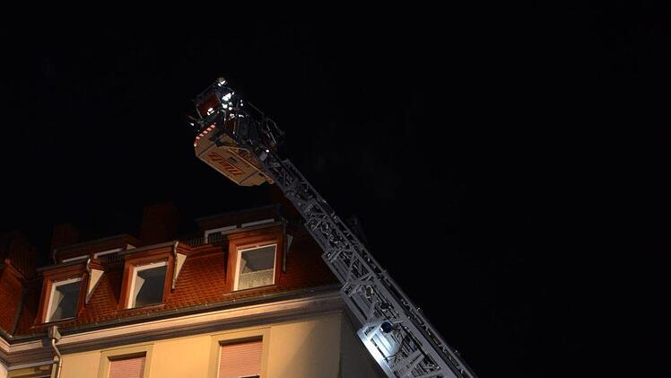 Brand in Bad Kissingens Landwehrstraße. Foto: Peter Rauch