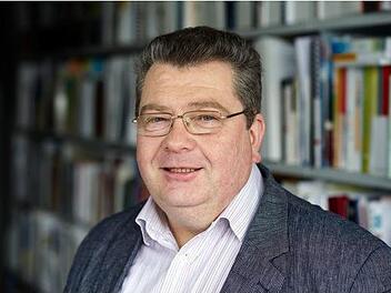 Harte Kritik an der Corona-Politik: Prof. Dr. Stefan Luft