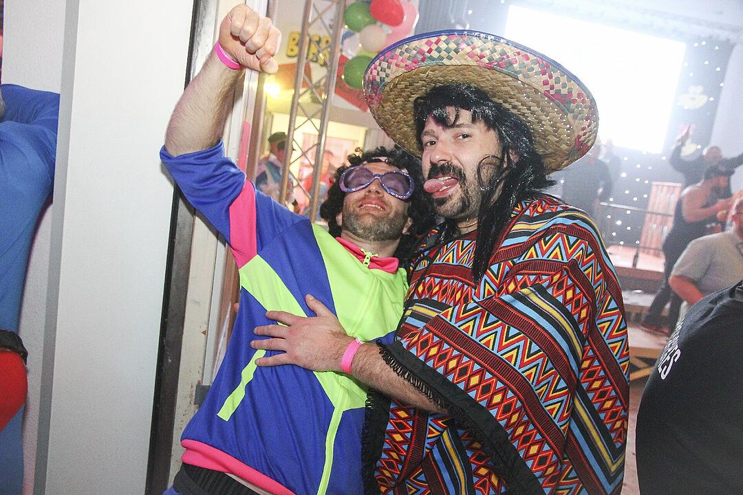 Super Stimmung beim Blütenfasching