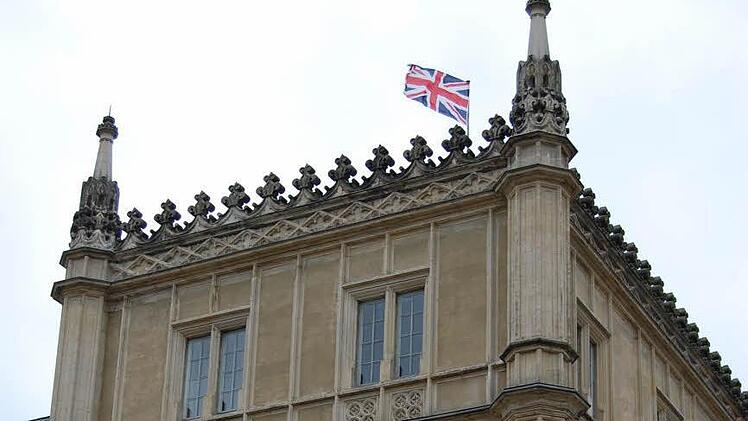 Auf der Ehrenburg wehte die britische Fahne