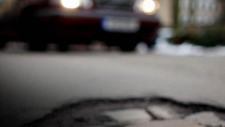 Die Stadt Stadtsteinach will ein Haushaltskonsolidierungskonzept ausarbeiten. In dem Zusammenhang wird auch über die unterdurchschnittlichen Hebesätze der Grundsteuern A und B sowie der Gewerbesteuer und die fehlende Straßenausbaubeitragssatzung zu reden sein. Foto: Archiv/dpa