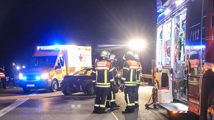 Gleich zwei Unfälle ereigneten sich am Samstagabend auf der A73. Foto: Merzbach/News5