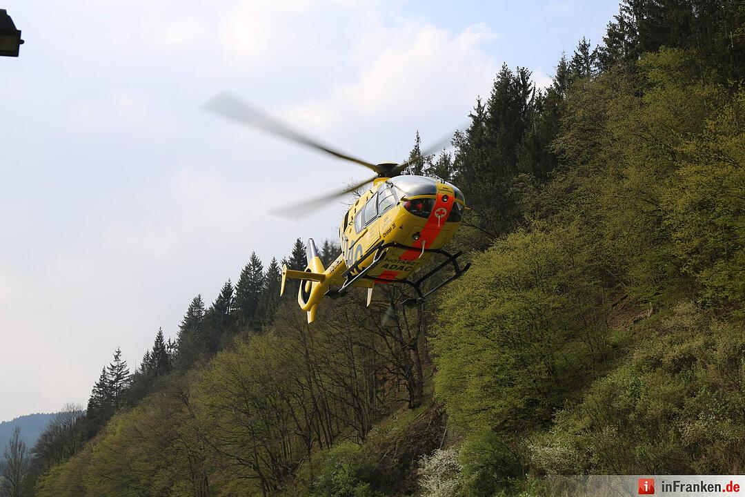 Frontalzusammenstoß bei Wallenfels: Eine Person schwer verletzt