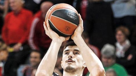 Luka Mitrovic trug nur f&uuml;r eine Saison das Trikot der Bamberger Bundesliga-Basketballer. Foto: Daniel L&ouml;b