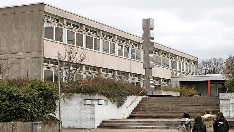 Die sanierungsbedürftige Berufsschule in Haßfurt  Foto: gg