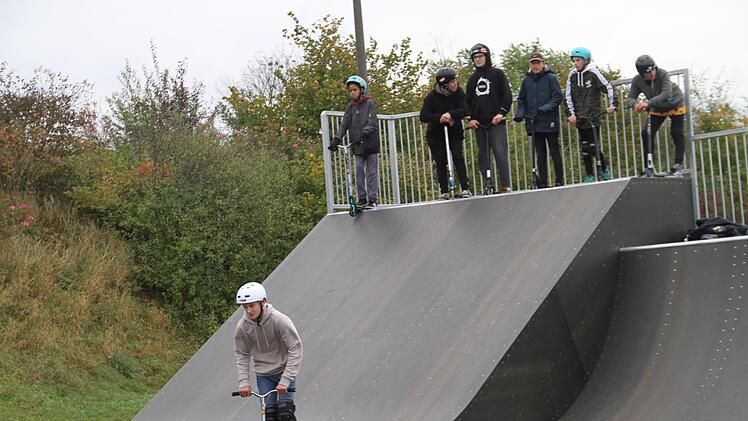 Tolle Tricks zeigten die Skater beim ersten Contest. Foto: Gerda Völk