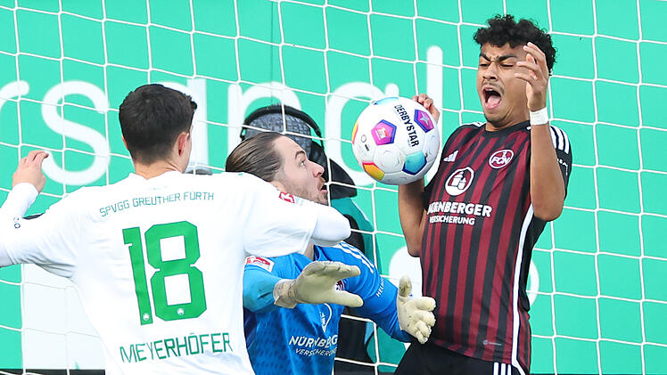 272. Frankenderby: SpVgg Greuther Fürth besiegt 1. FC Nürnberg mit 2:1