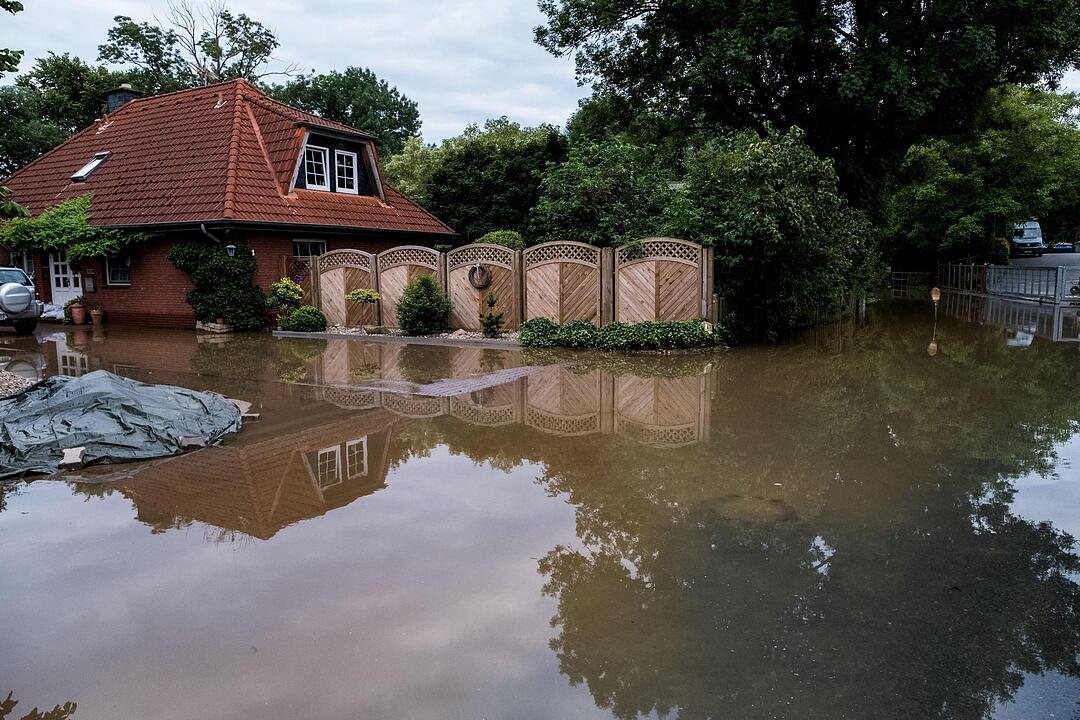 Hochwasser in Deutschland: Der Kampf gegen die Fluten