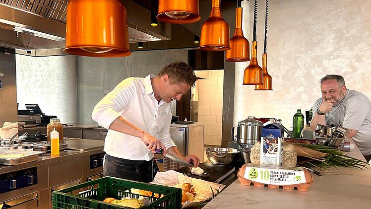 In Tallinn begeht Klein beim Cheesecake à la Mimolette von Matthias Diether (rechts) einen entscheidenden Fehler.