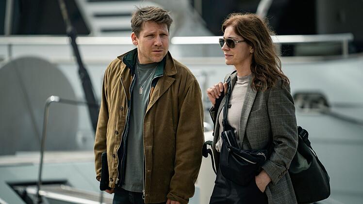 Zielfahnder Hanna Landauer (Ulrike C. Tscharre) und Lars R&ouml;wer (Hanno Koffler) begegnen den Abgr&uuml;nden des Menschenhandels.